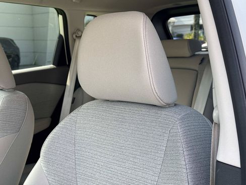 Used 2023 Nissan Rogue SV FWD image 14