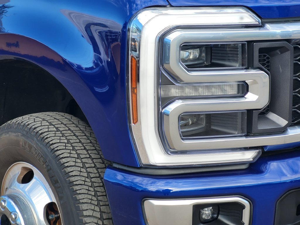Used 2026 Ford F350 Platinum w/ Platinum Plus Package AWD/4WD image 8