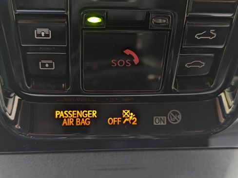 Certified 2025 Lexus RX 350 w/ Luxury Package image 17