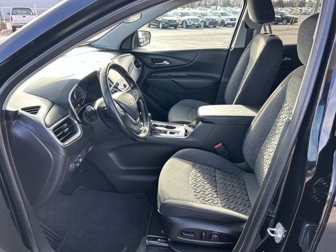 Used 2023 Chevrolet Equinox LT image 22