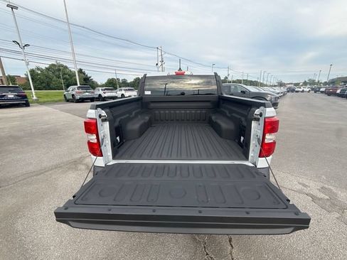 Used 2025 Ford Maverick XLT w/ Equipment Group 302A AWD/4WD image 9