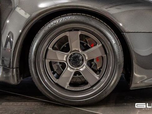 Used 1995 Porsche 911 Carrera RWD image 32