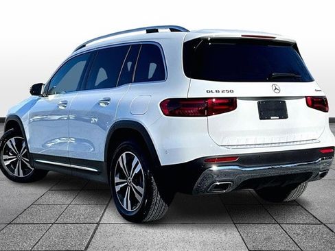 Certified 2025 Mercedes-Benz GLB 250 4MATIC image 5