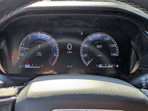 New 2025 Jeep Grand Cherokee Limited image 19