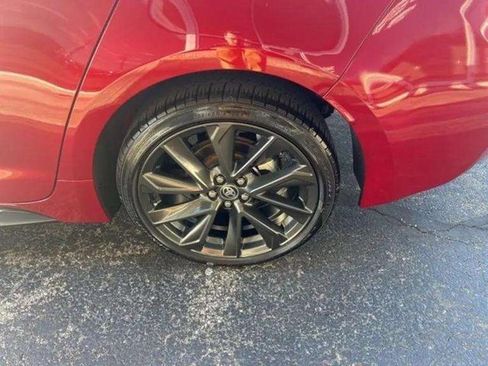 Used 2024 Toyota Corolla SE image 10