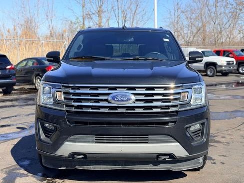 Used 2019 Ford Expedition XLT w/ Equipment Group 202A image 3