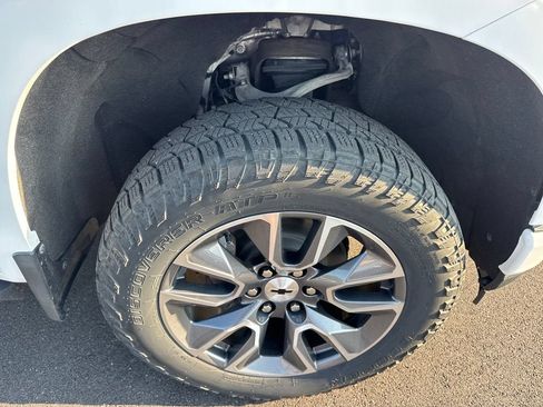 Used 2021 Chevrolet Silverado 1500 RST AWD/4WD image 11