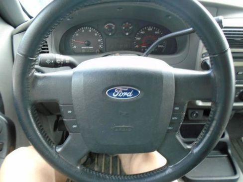 Used 2011 Ford Ranger XLT AWD/4WD image 14