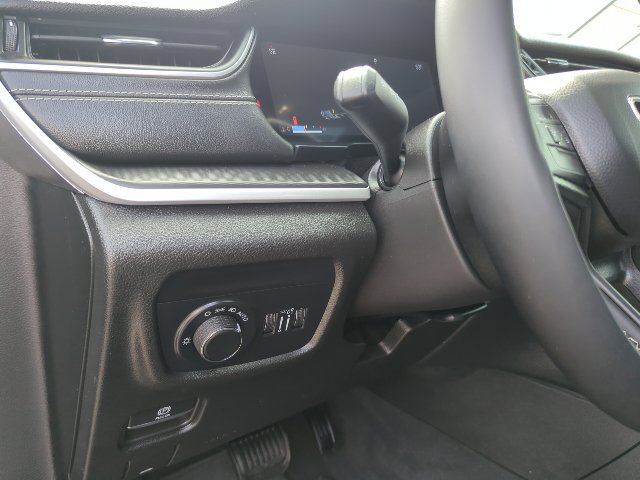 Certified 2023 Jeep Grand Cherokee L Laredo AWD/4WD image 14