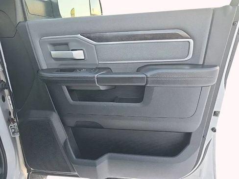 Used 2021 RAM 3500 Big Horn image 20