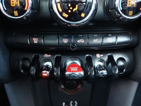 Used 2017 MINI Cooper 2-Door Hardtop image 18