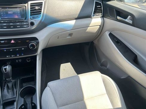 Used 2017 Hyundai Tucson SE FWD image 13