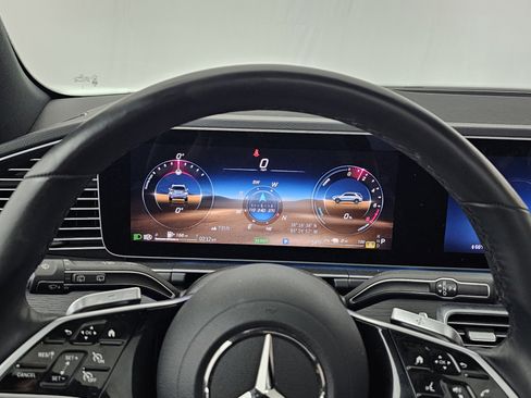 Certified 2025 Mercedes-Benz GLE 450e 4MATIC image 32