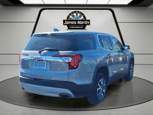 Certified 2023 GMC Acadia SLE w/ LPO, Floor Liner Package AWD/4WD image 4