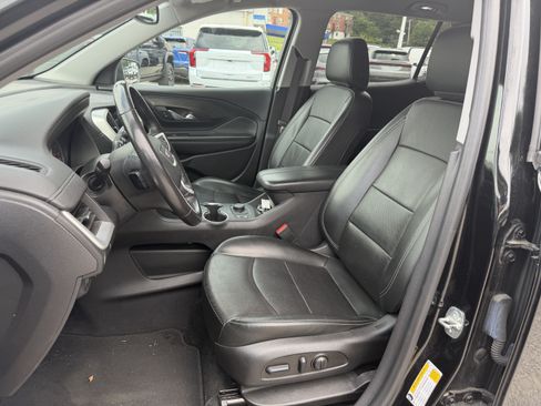 Used 2022 GMC Terrain SLT w/ Elevation Edition FWD image 13