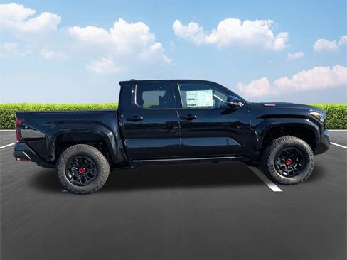 New 2026 Toyota Tacoma TRD Pro AWD/4WD image 3