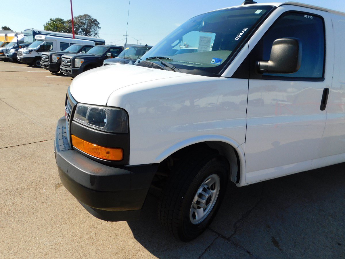 Used 2023 GMC Savana 2500 Extended w/ Driver Convenience Package RWD image 5