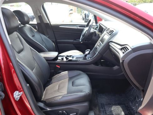 Used 2015 Ford Fusion Titanium FWD image 9