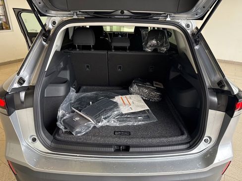 New 2026 Volkswagen Tiguan S image 16