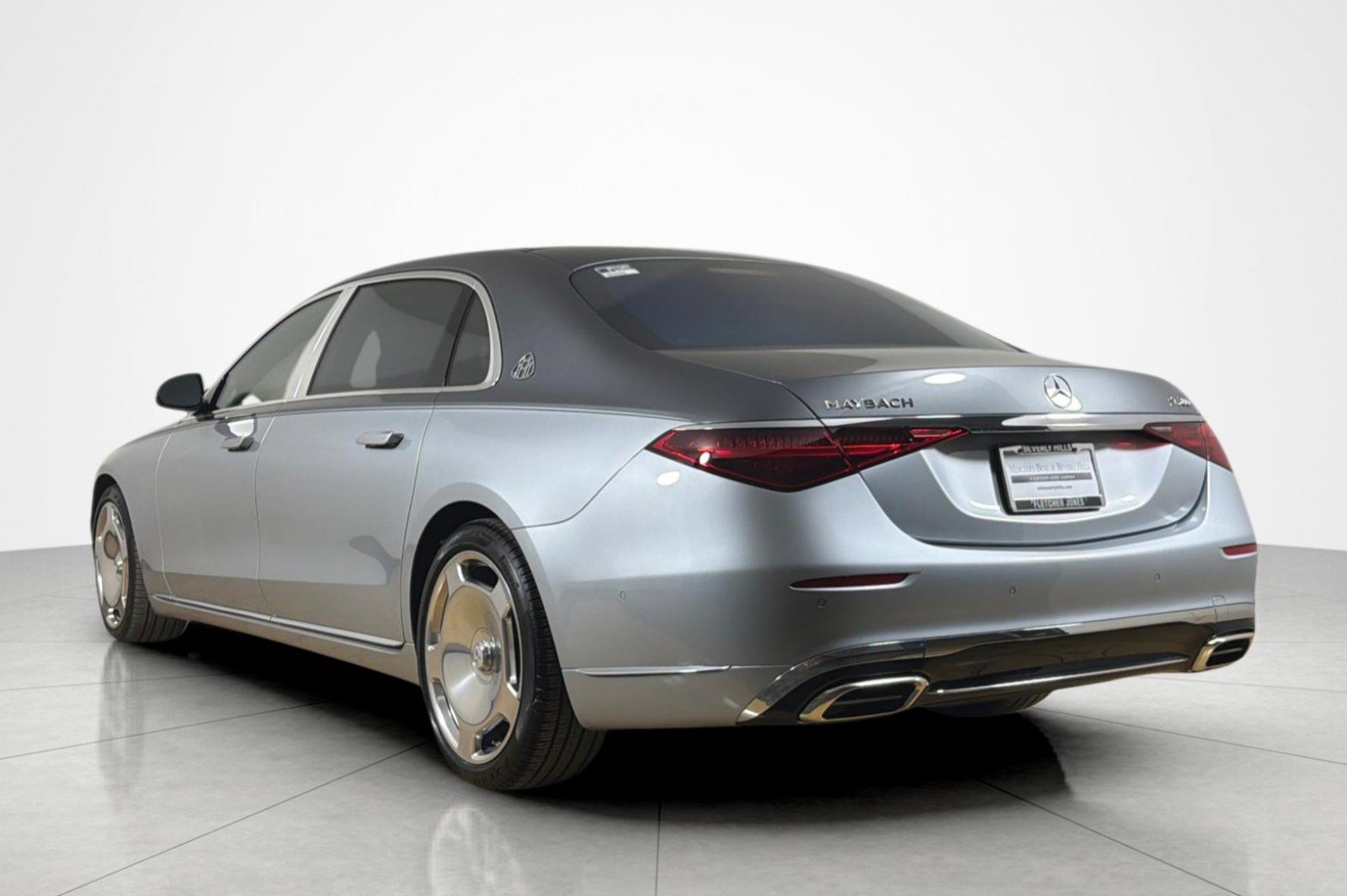 Used 2024 Mercedes-Benz Maybach S 580 4MATIC image 3