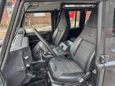 Used 1997 Land Rover Defender 90 AWD/4WD image 21