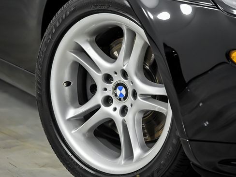 Used 2002 BMW Z8 RWD image 4