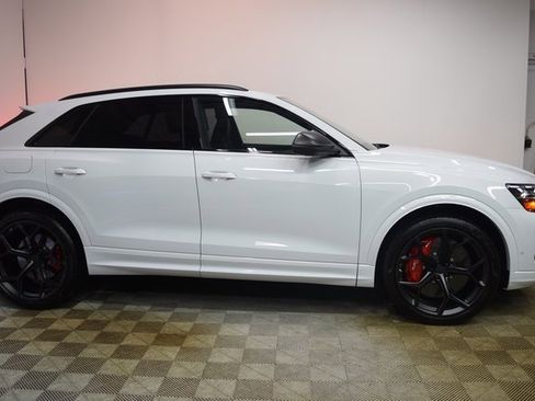 New 2026 Audi RS Q8 performance image 3