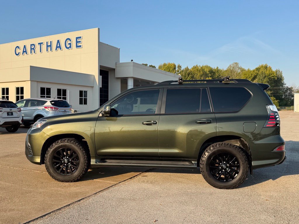 Used 2023 Lexus GX 460 w/ Black Line Special Edition AWD/4WD image 2