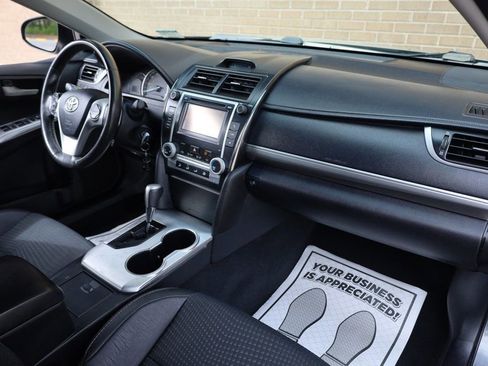 Used 2012 Toyota Camry SE image 27