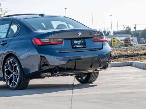 New 2026 BMW 330i 330i w/ M Sport Package image 5