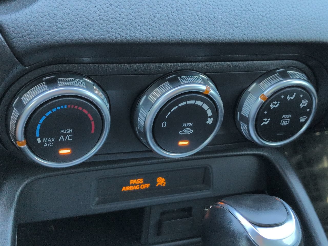 Used 2019 FIAT 124 Spider RWD image 21