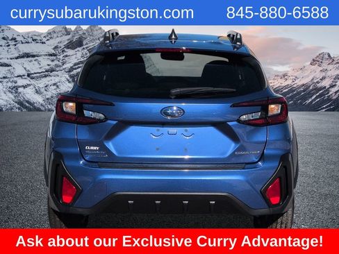 Used 2025 Subaru Crosstrek 2.0i Premium image 4