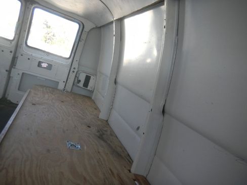 Used 2000 Dodge B1500 image 22