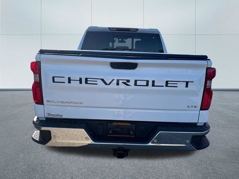 Used 2021 Chevrolet Silverado 1500 LTZ AWD/4WD image 3