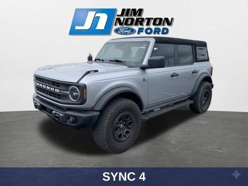 Used 2024 Ford Bronco Black Diamond AWD/4WD image 4