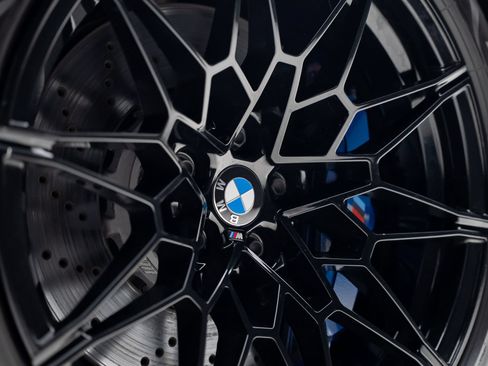 Used 2022 BMW M4 xDrive Competition w/ Parking Assistance Package AWD/4WD image 25