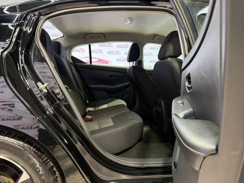 Used 2024 Nissan Sentra SV image 32