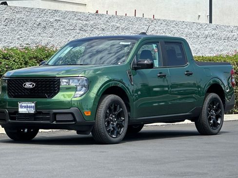 New 2025 Ford Maverick XLT w/ XLT Luxury Package image 8