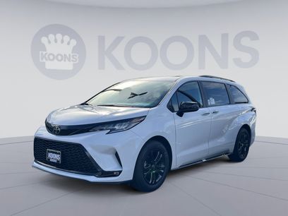 New 2026 Toyota Sienna XSE