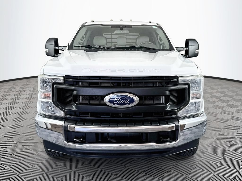 Used 2022 Ford F350 XL w/ Power Equipment Group AWD/4WD image 2