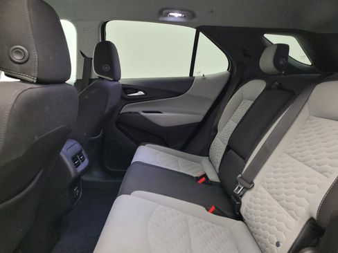 Used 2020 Chevrolet Equinox LS w/ LS Convenience Package FWD image 18