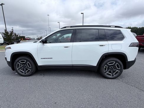 New 2026 Jeep Cherokee Laredo AWD/4WD image 5