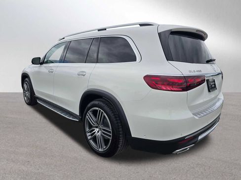 Used 2026 Mercedes-Benz GLS 450 4MATIC image 5