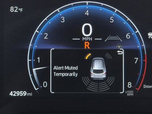 Used 2023 Toyota Corolla Cross XLE AWD/4WD image 10
