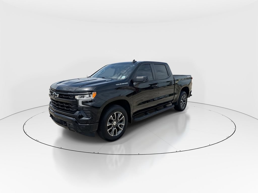 Used 2024 Chevrolet Silverado 1500 RST w/ LPO, Liner Protection Package AWD/4WD image 4
