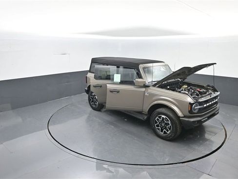 New 2026 Ford Bronco Outer Banks image 39