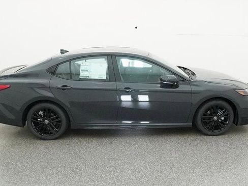 New 2026 Toyota Camry SE image 11