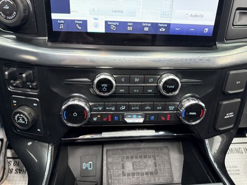 Used 2022 Ford F150 Lariat w/ Equipment Group 502A High image 23