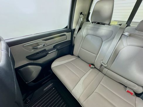 Used 2024 RAM 1500 Limited AWD/4WD image 12