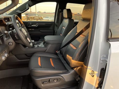 New 2026 GMC Sierra 1500 AT4 w/ AT4 Premium Package image 24